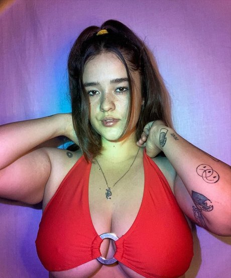 Naakte gelekte OnlyFans-foto van Marifer Ruiz