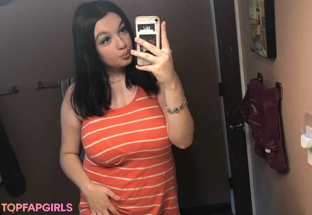 Naakte gelekte OnlyFans-foto van Shayla Ceccardi #19 Naakte gelekte OnlyFans-foto van Shayla Ceccardi #19