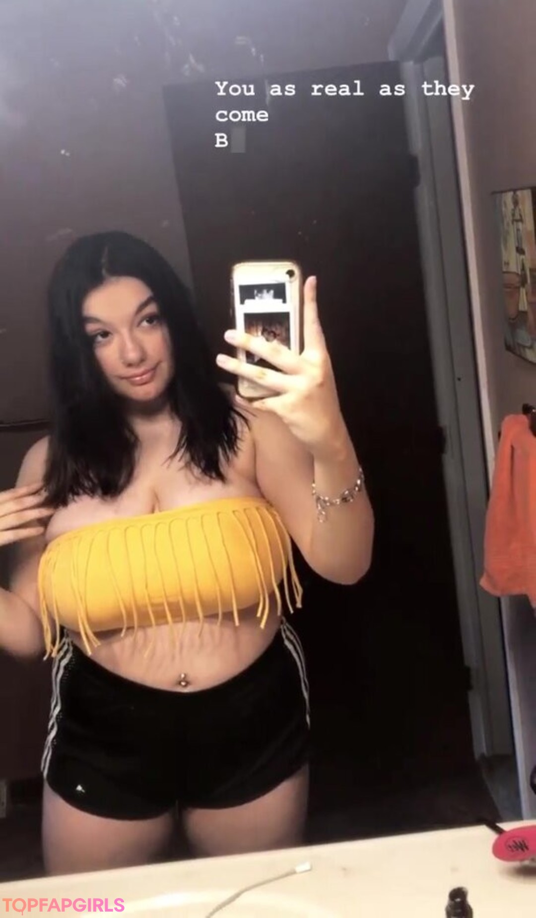 Naakte gelekte OnlyFans-foto van Shayla Ceccardi #3 Naakte gelekte OnlyFans-foto van Shayla Ceccardi #3