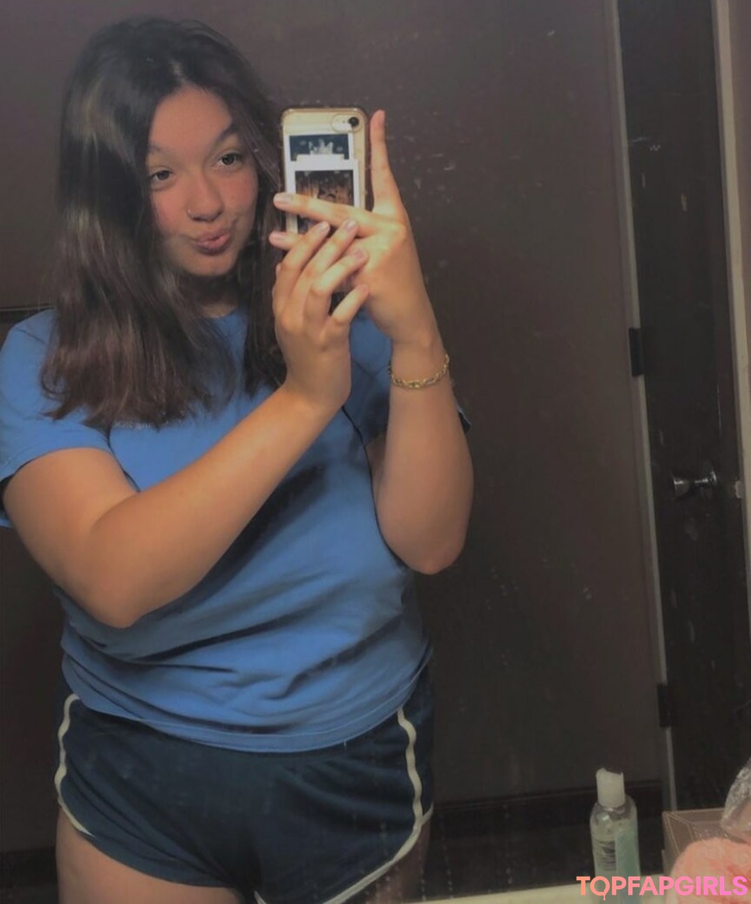 Naakte gelekte OnlyFans-foto van Shayla Ceccardi #31 Naakte gelekte OnlyFans-foto van Shayla Ceccardi #31