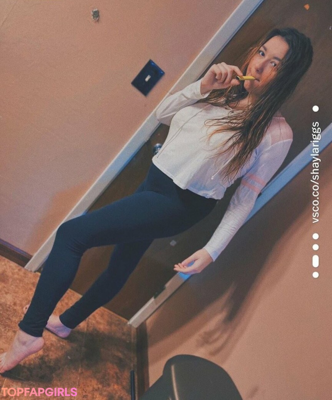 Naakte gelekte OnlyFans-foto van Shayla Ceccardi #9 Naakte gelekte OnlyFans-foto van Shayla Ceccardi #9