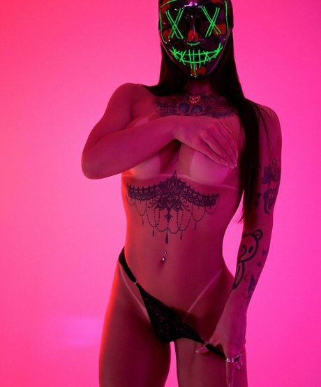 Naakte gelekte OnlyFans-foto van Paula Steil