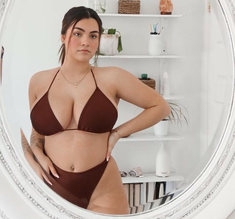 Kylie Manue