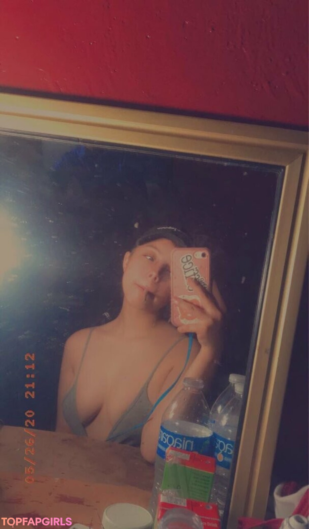 Naakte gelekte OnlyFans-foto van Smojuju #1 Naakte gelekte OnlyFans-foto van Smojuju #1