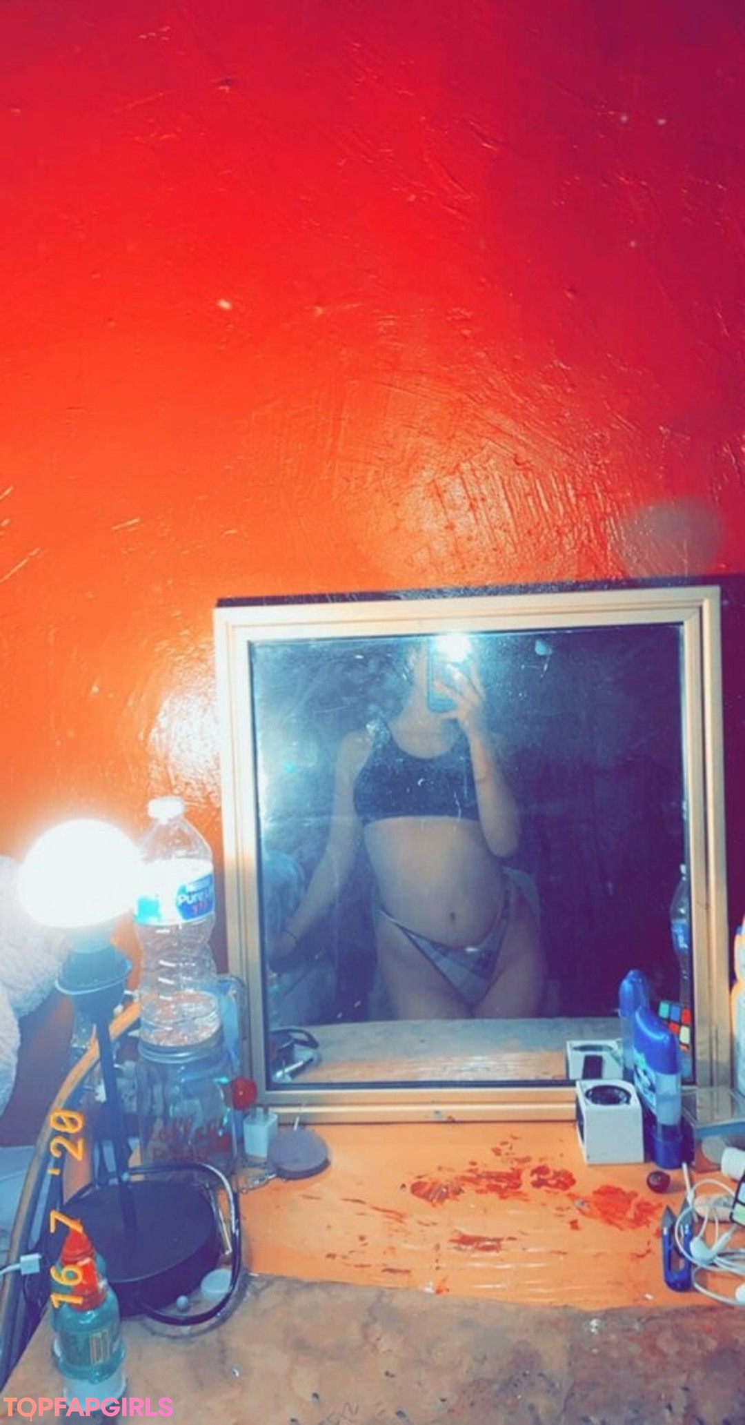 Naakte gelekte OnlyFans-foto van Smojuju #2 Naakte gelekte OnlyFans-foto van Smojuju #2