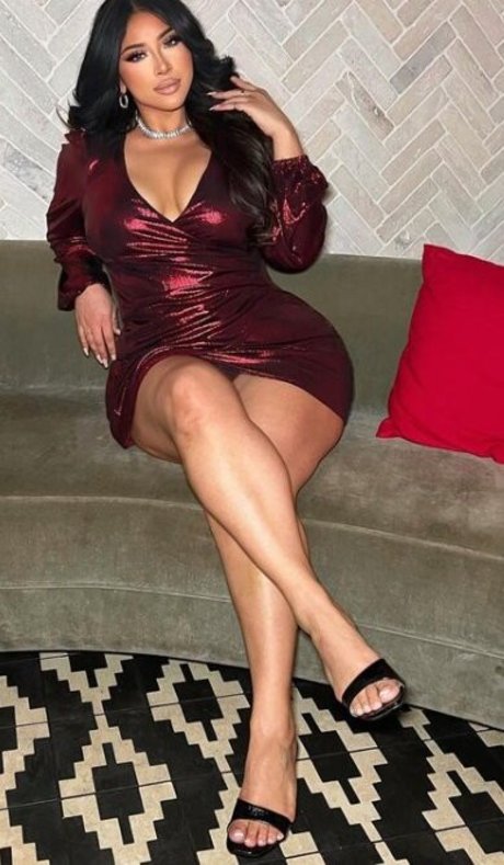 Naakte gelekte OnlyFans-foto van Viirdii