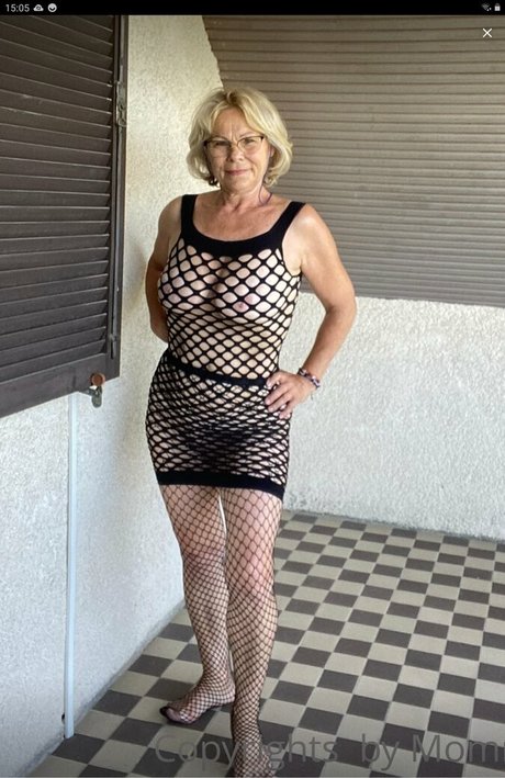 Naakte gelekte OnlyFans-foto van Mommymolly