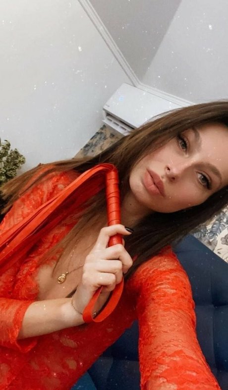 Naakte gelekte OnlyFans-foto van Darina Rey