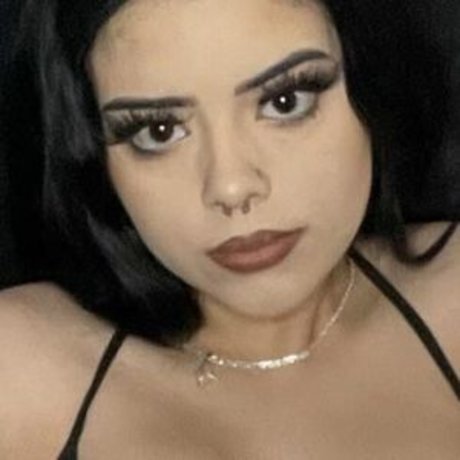 Naakte gelekte OnlyFans-foto van Carolinesnightmare
