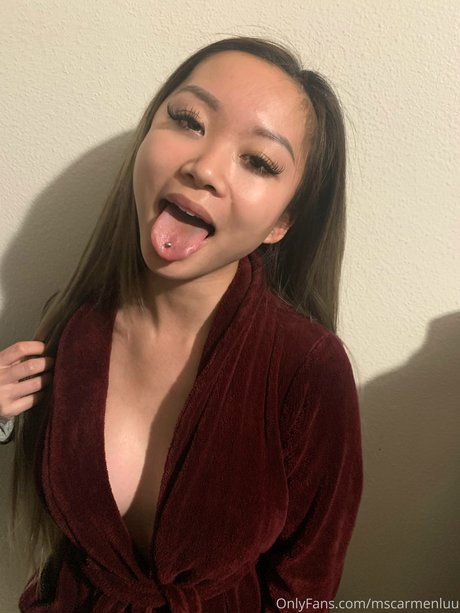 Naakte gelekte OnlyFans-foto van Carmen