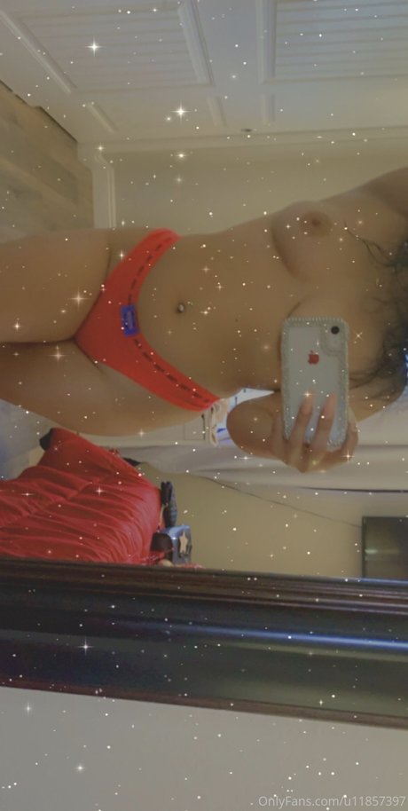 @TaniaVega