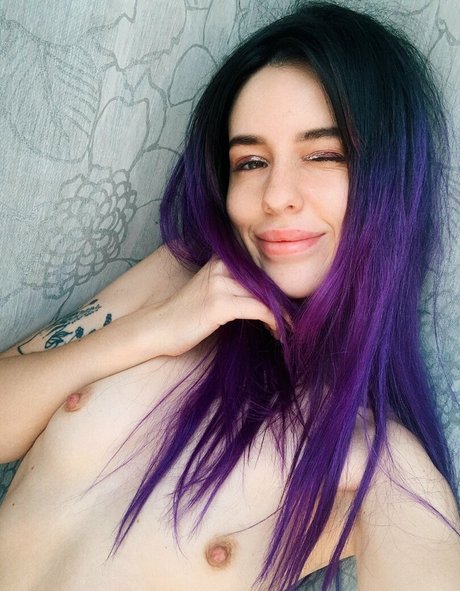 Nika123