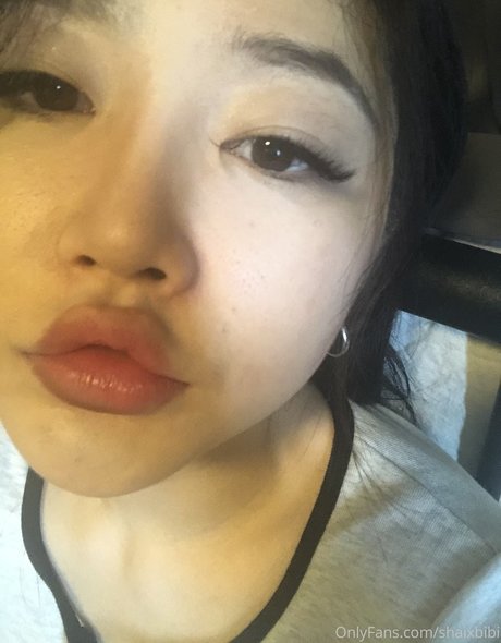 Naakte gelekte OnlyFans-foto van Koreanfairy2