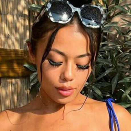 Naakte gelekte OnlyFans-foto van Delia Sylvain