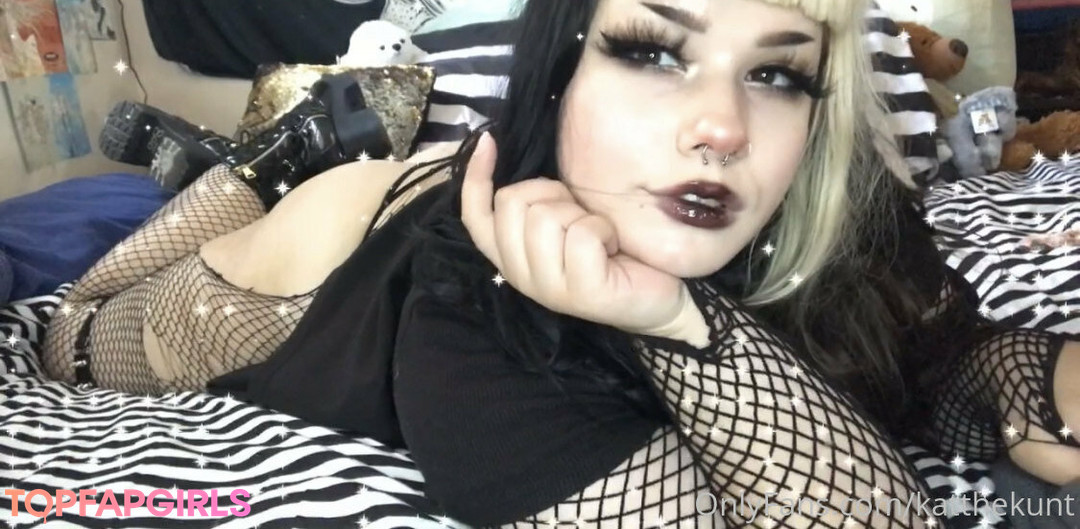 Naakte gelekte OnlyFans-foto van Katthekunt #1387