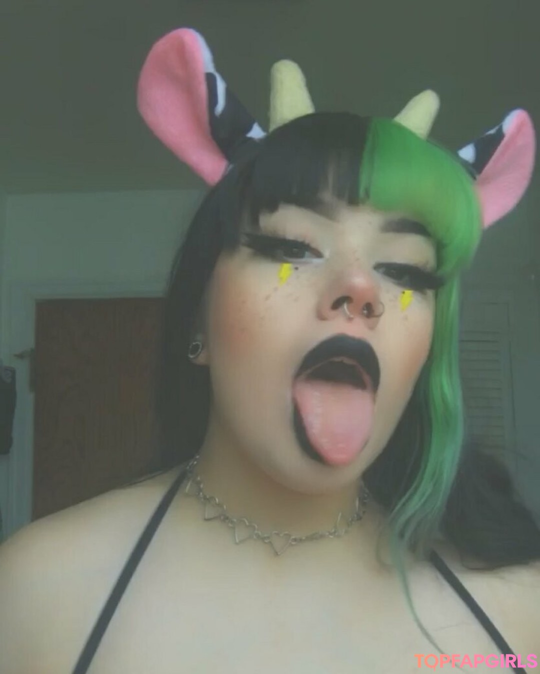 Naakte gelekte OnlyFans-foto van Katthekunt #1451