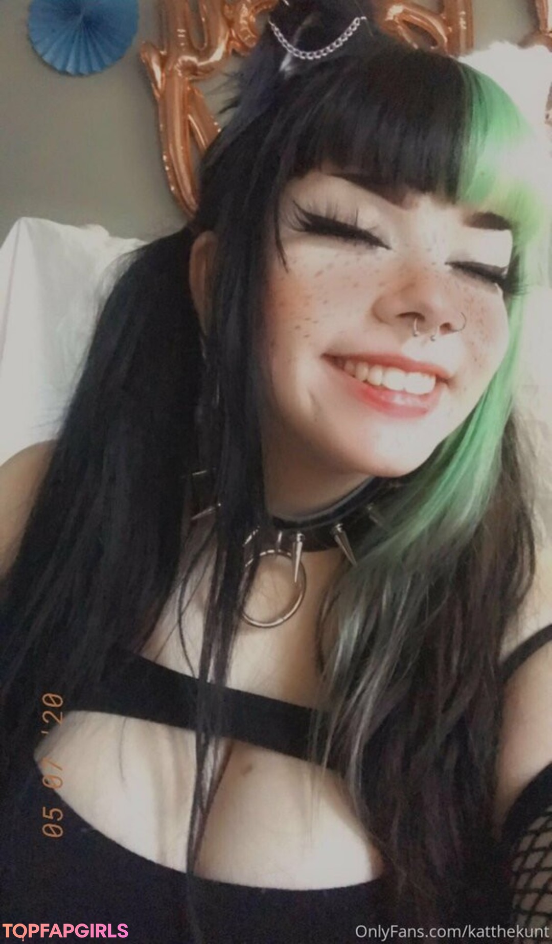 Naakte gelekte OnlyFans-foto van Katthekunt #1535