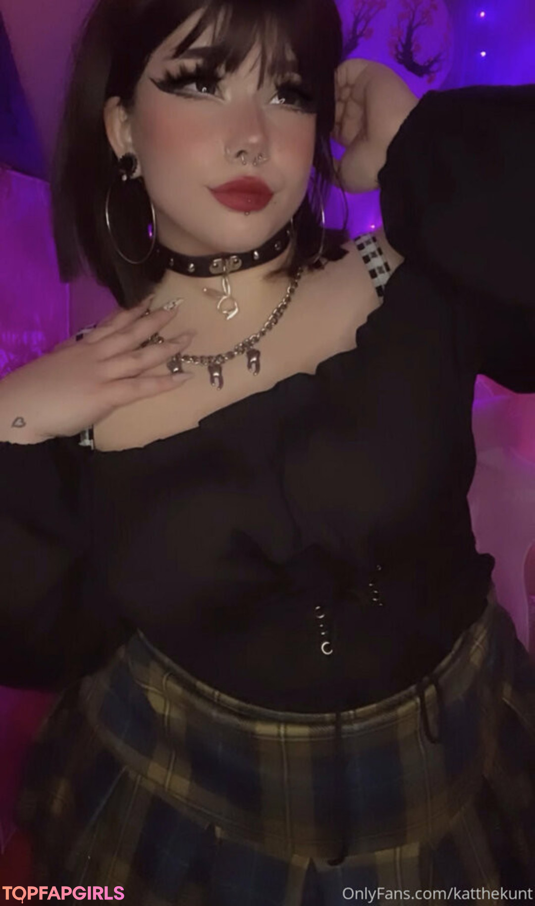 Naakte gelekte OnlyFans-foto van Katthekunt #1604
