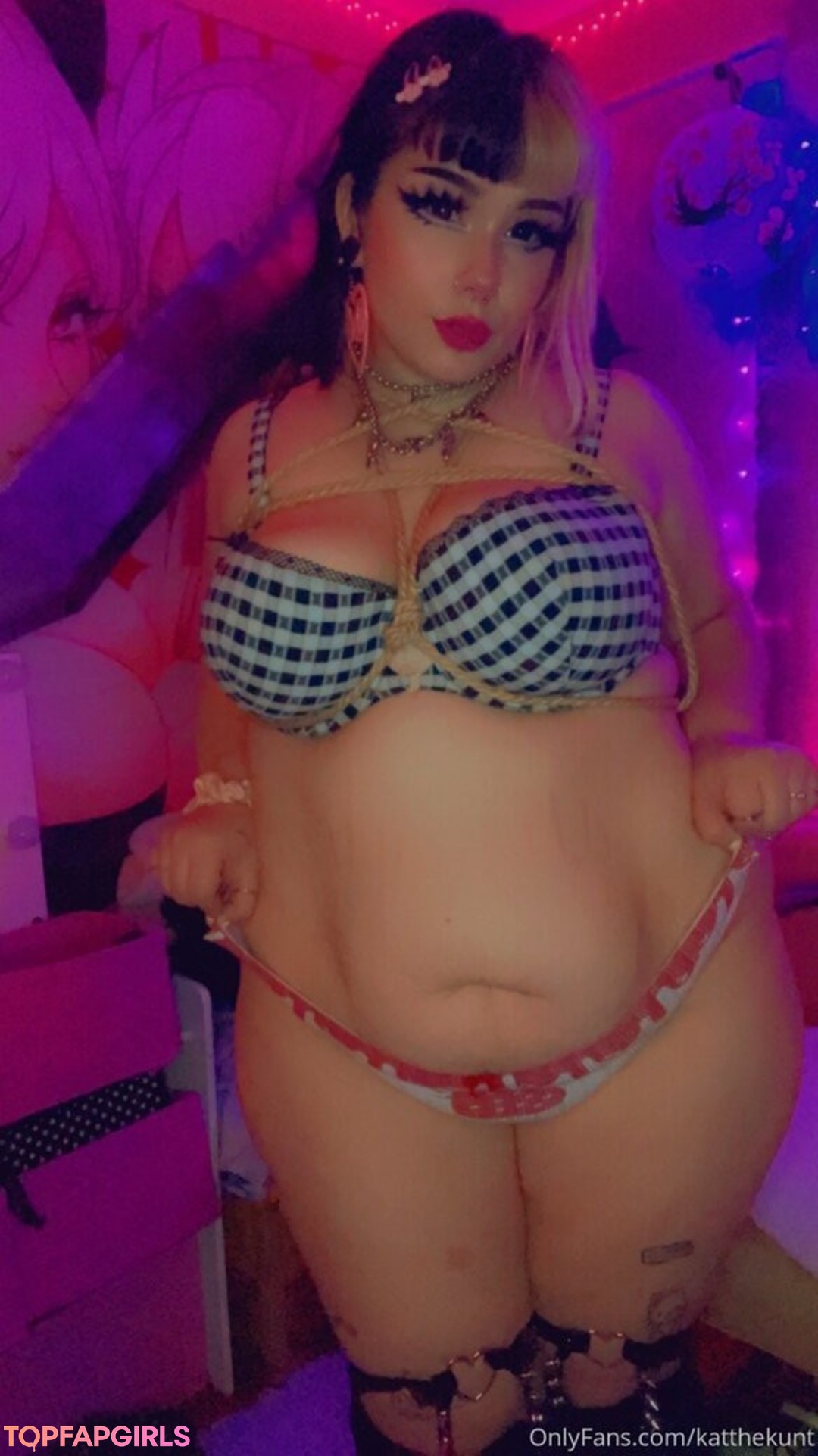 Naakte gelekte OnlyFans-foto van Katthekunt #1740