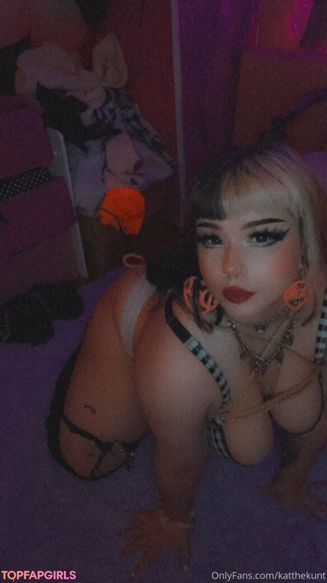 Naakte gelekte OnlyFans-foto van Katthekunt #1786