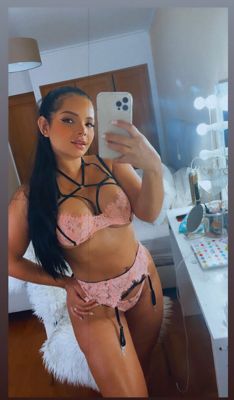 Naakte gelekte OnlyFans-foto van Videocall Custom