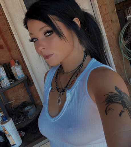 Naakte gelekte OnlyFans-foto van Brooklyn