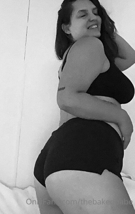 Naakte gelekte OnlyFans-foto van Darla