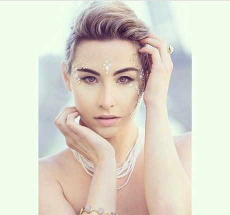 Naakte gelekte OnlyFans-foto van Allison Scagliotti