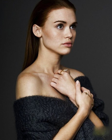 Naakte gelekte OnlyFans-foto van Holland Roden