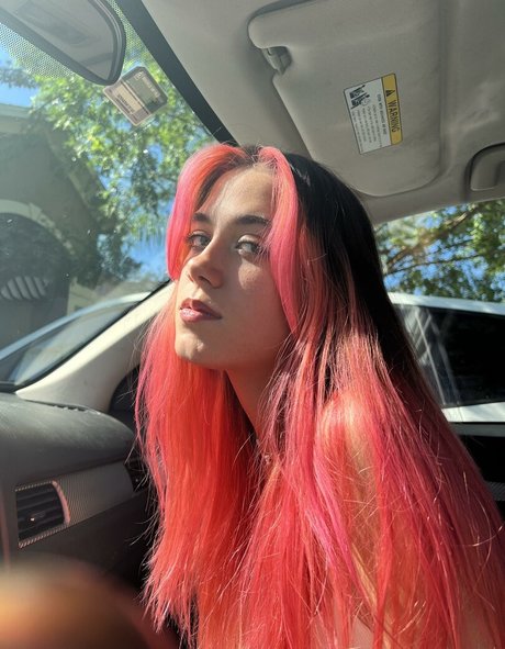 Naakte gelekte OnlyFans-foto van Thefairy