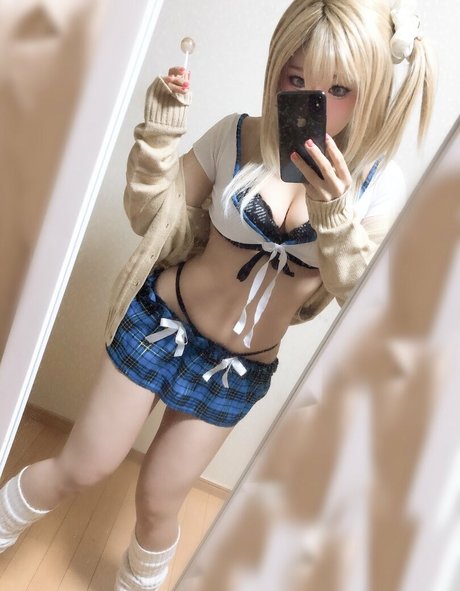 Naakte gelekte OnlyFans-foto van Asahinamitsuki