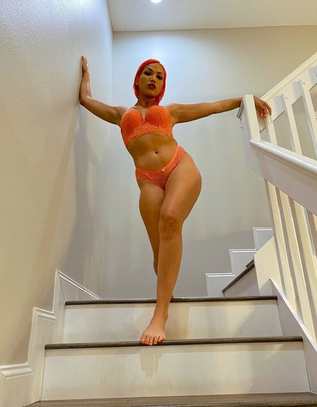 Naakte gelekte OnlyFans-foto van Salina De La Renta