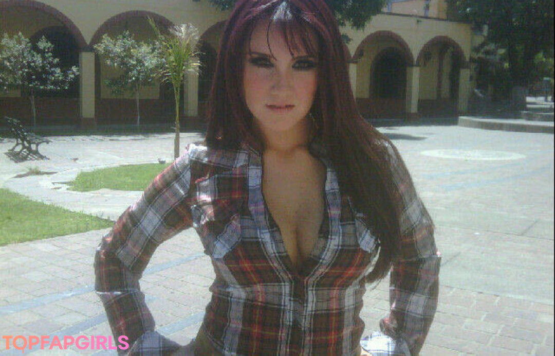 Naakte gelekte OnlyFans-foto van Dulce Maria #1019