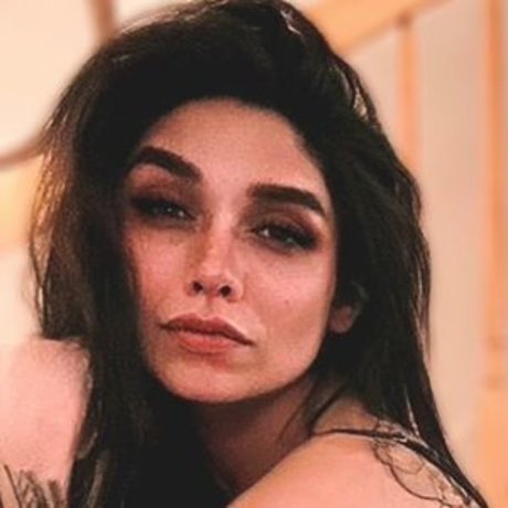 Naakte gelekte OnlyFans-foto van Justtheletterv