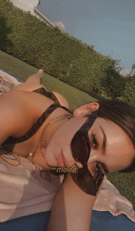 Naakte gelekte OnlyFans-foto van Danna Paola