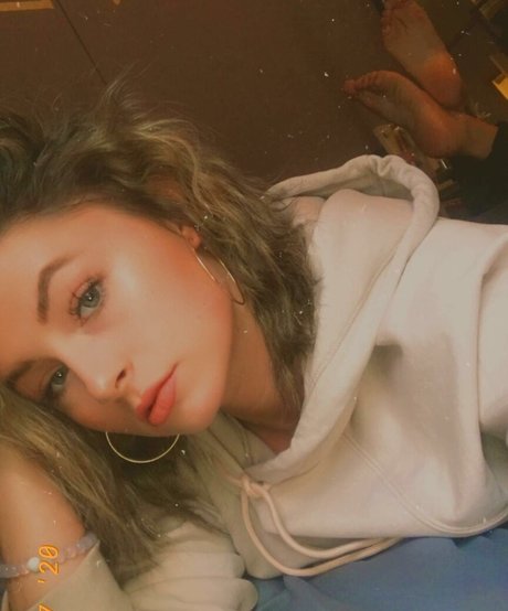 Naakte gelekte OnlyFans-foto van Beekay5667