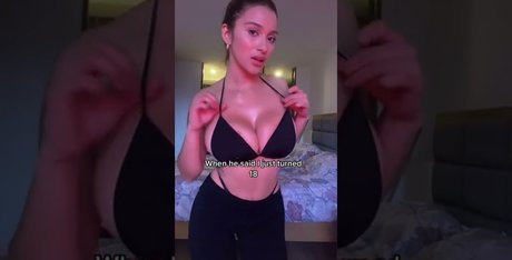 Naakte gelekte OnlyFans-foto van Princesssjackie
