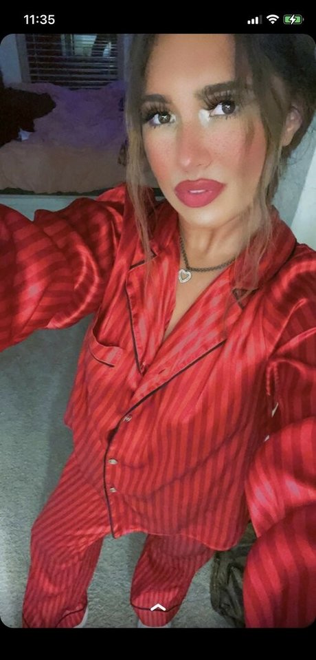 Shari G