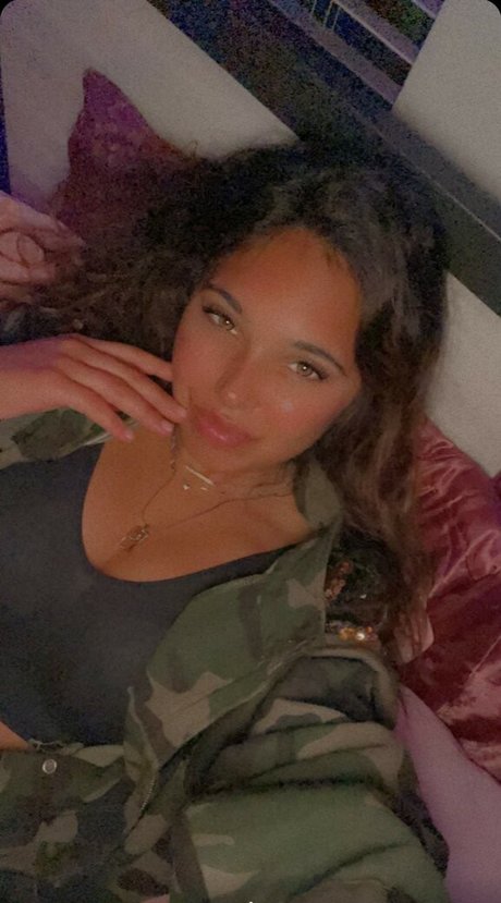 Shari G