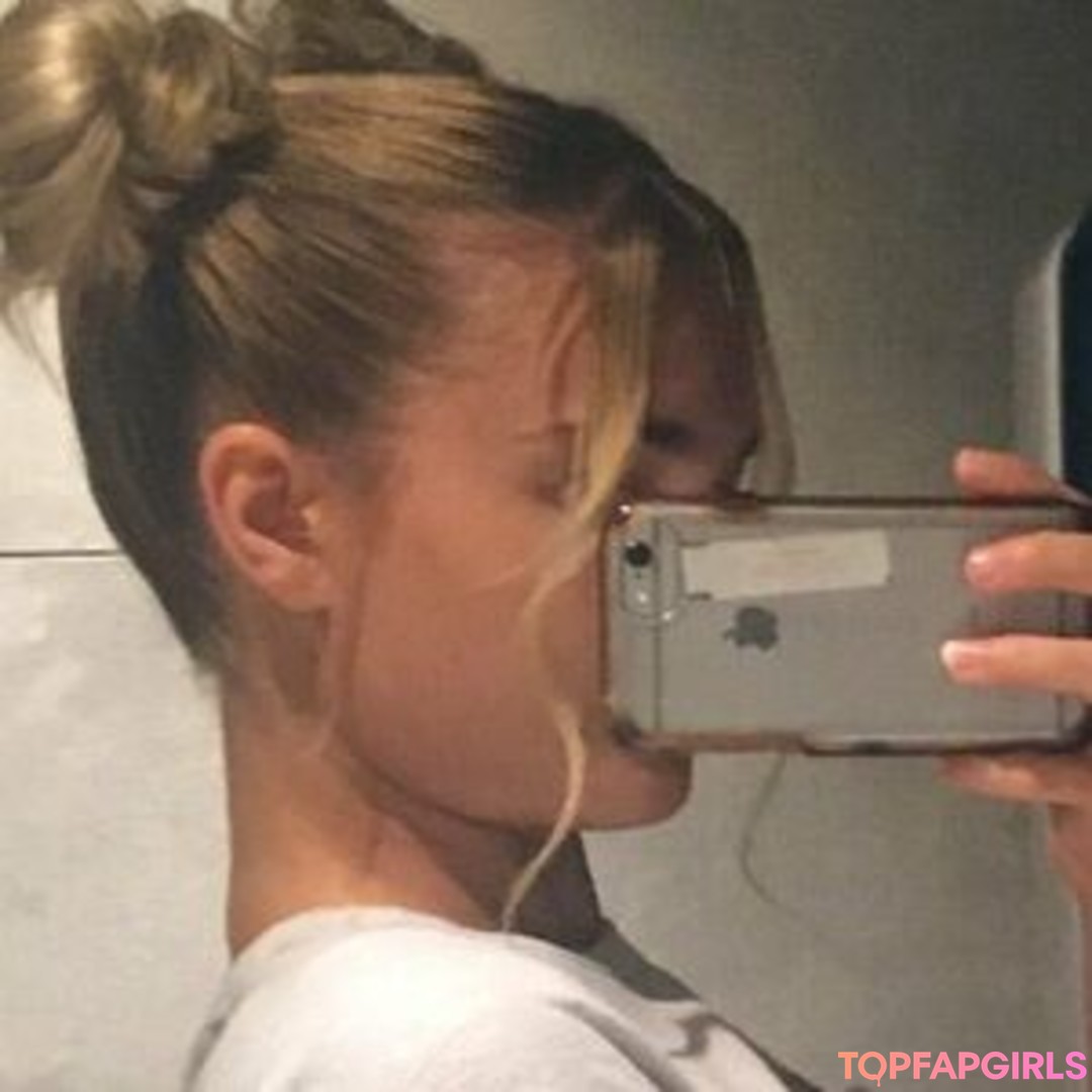 Naakte gelekte OnlyFans-foto van Savannahivy #13 Naakte gelekte OnlyFans-foto van Savannahivy #13