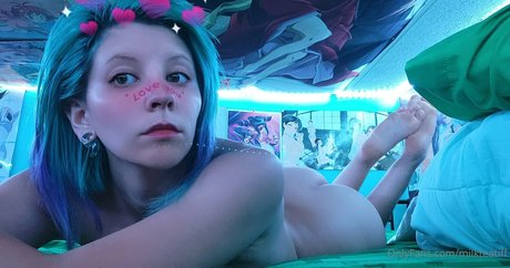 Naakte gelekte OnlyFans-foto van Milktea T1ff