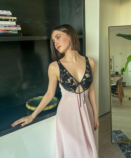 Maude Apatow