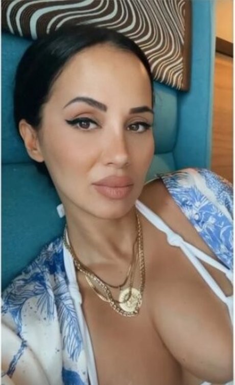 Naakte gelekte OnlyFans-foto van Xristina Orfanidou
