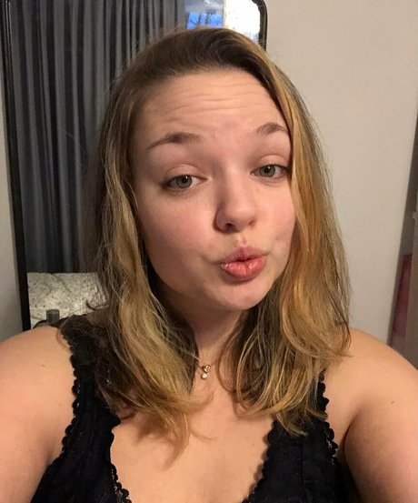 Naakte gelekte OnlyFans-foto van Cheyenne1607