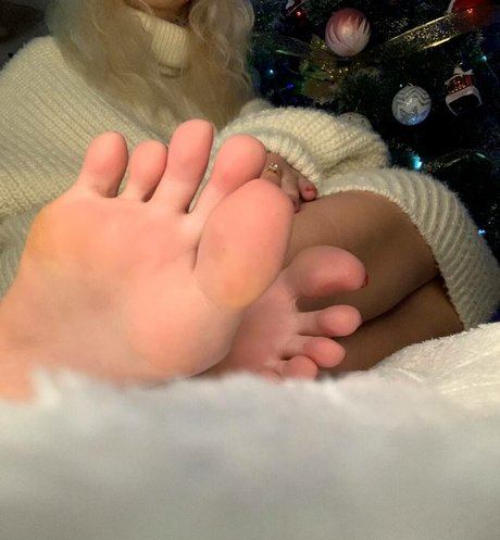 Naakte gelekte OnlyFans-foto van Pitzyfeet1