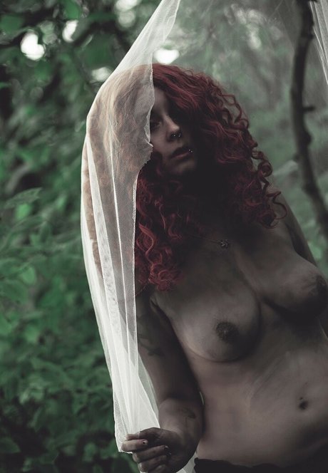 Secondhorizoncosplay