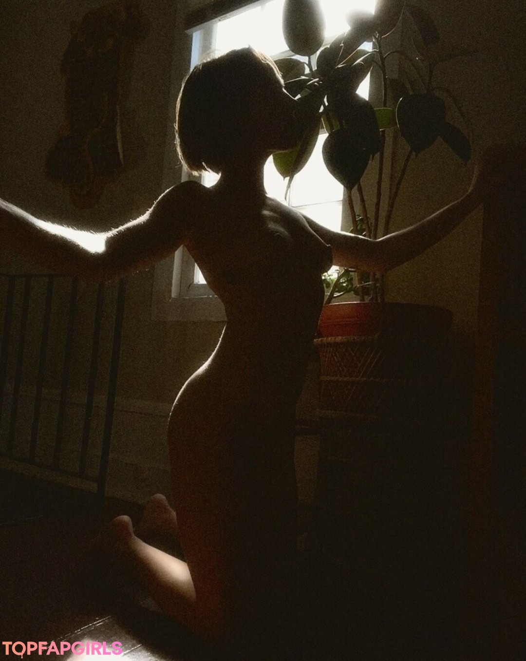 Naakte gelekte OnlyFans-foto van Wretchedwren #15 Naakte gelekte OnlyFans-foto van Wretchedwren #15