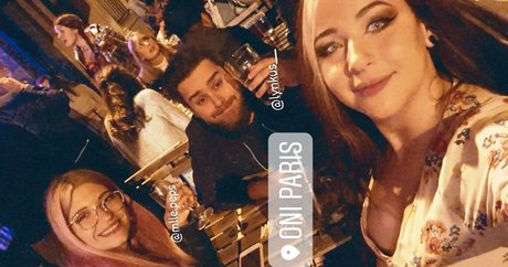 Naakte gelekte OnlyFans-foto van Shakaam