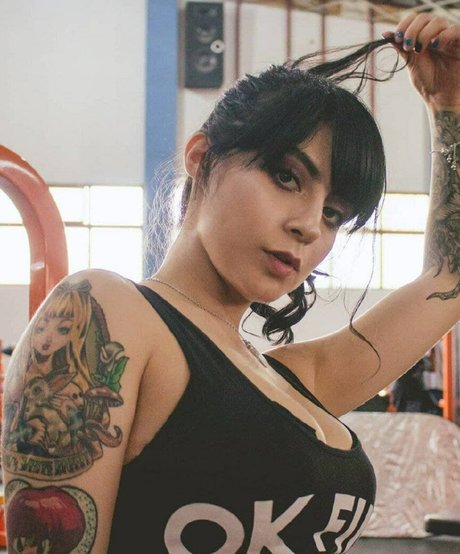 Naakte gelekte OnlyFans-foto van Barbara Ivannova