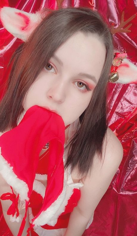 Naakte gelekte OnlyFans-foto van Mintymiyako